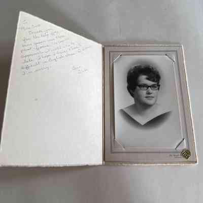 Graduation photo of Linda Robinson