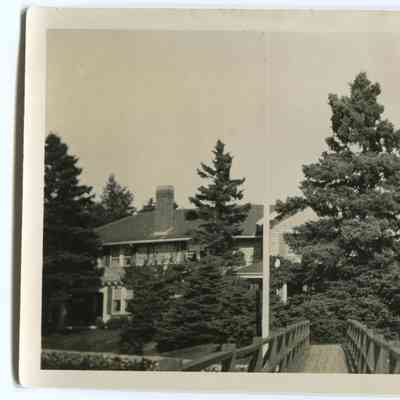 Tiffany cottage