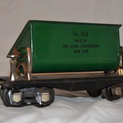 toy tilting freight car