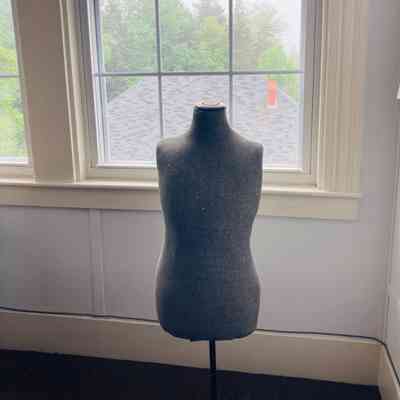 Woman's dress form