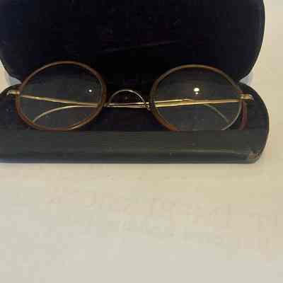 Eyeglasses