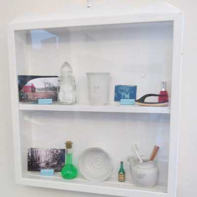 Cabinet, Display
