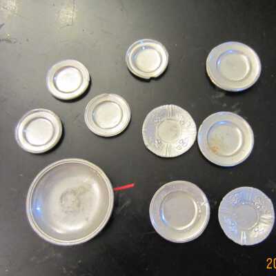 Plates, dollhouse