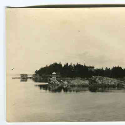 Postcard of Hewes Point