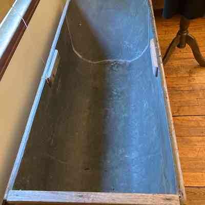 Bathtub