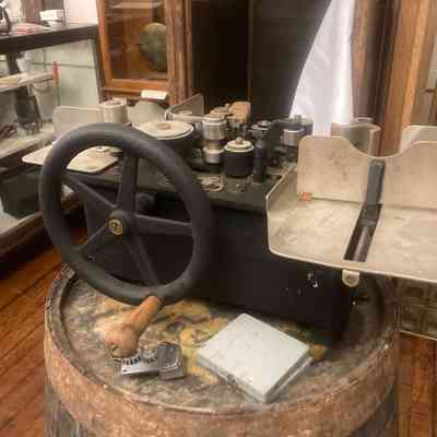 Mailing Machine