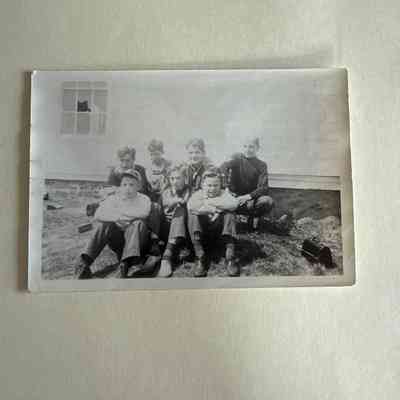 Photo of Islesboro schoolboys