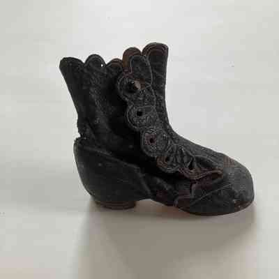 Shoe
