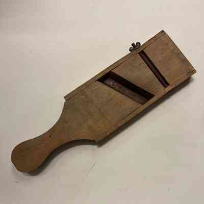Cabbage cutter