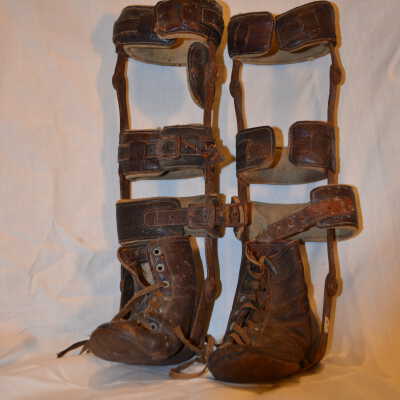 Child's leg braces