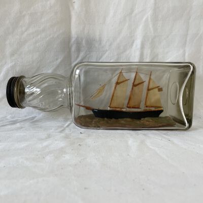 Ship in bottle, three masted schooner