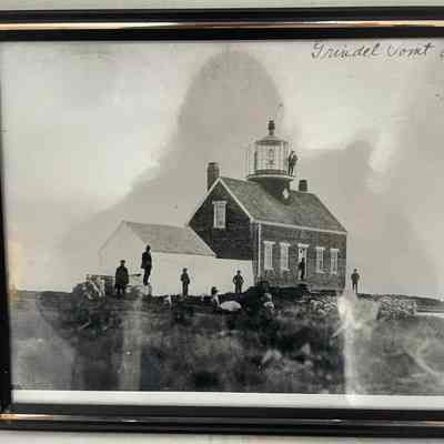 Image of original Lighthouse, before tower