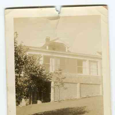 Photo of cottage over Acre Island