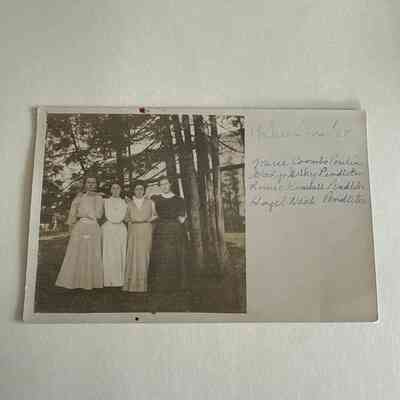 Postcard featuring 4 young women