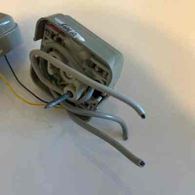 Jack, Telephone