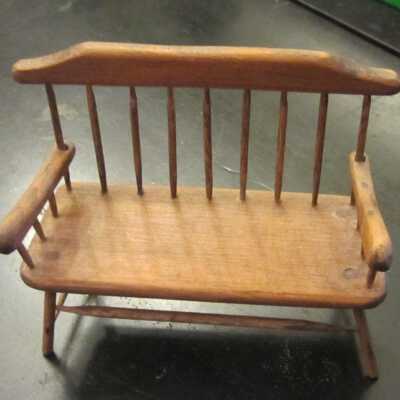 Settee, dollhouse