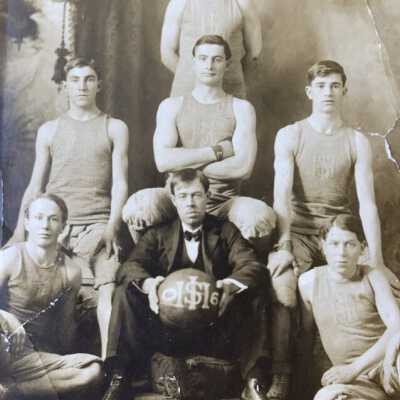 Islesboro High School basketball teams