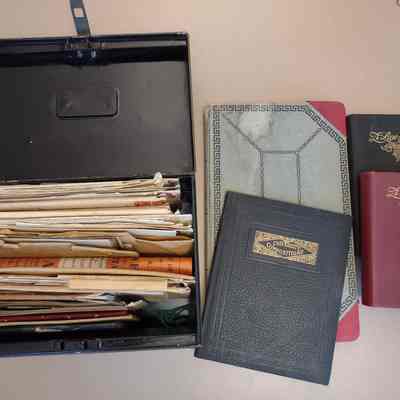 Charles Qua Collection
