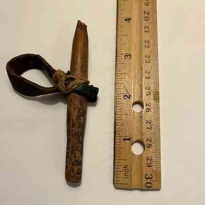 Vintage corn husker, corn shucker