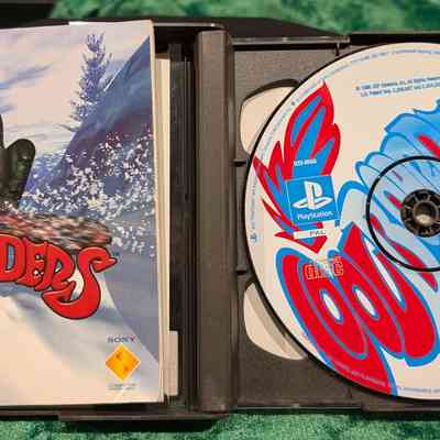 Game Box - Open: Game disc and manual