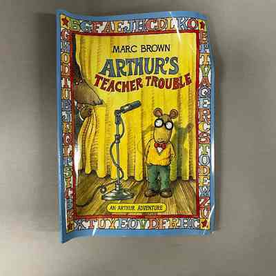 Marc Brown Arthur's Teacher Trouble
