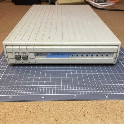 NetComm Trailblazer V.32 Modem
