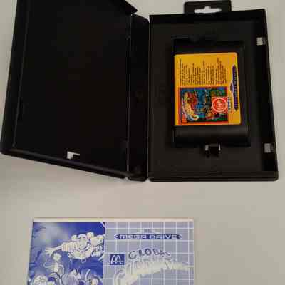 Game Box - Inside: Game cartridge and manual