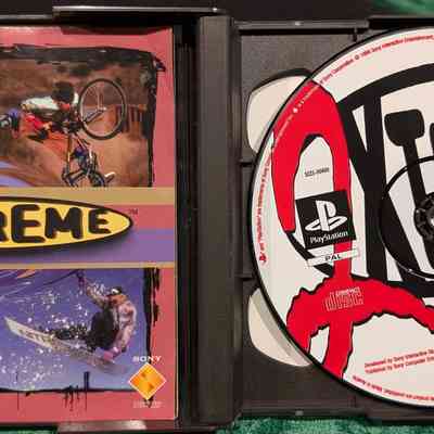 Game Box - Open: Game disc and manual