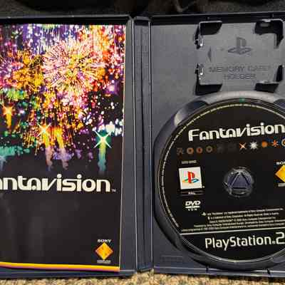 Game Box - Open: Game disc and manual