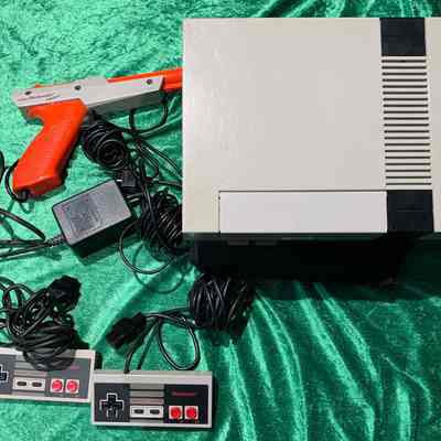 Console, Zapper, Controllers, Power Supply - Top