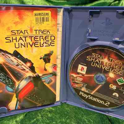 Game Box - Open: Game disc and manual