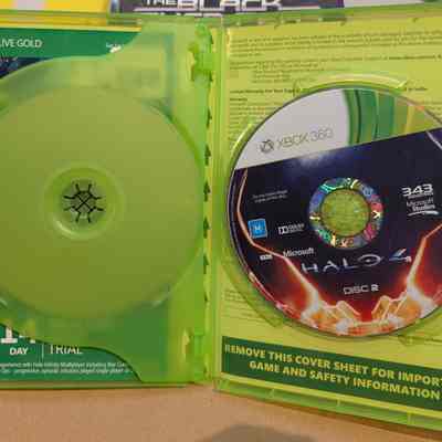 Game Box - Open: Game Disc 2