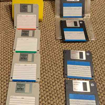 GDU - 8 Floppies