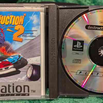 Game Box - Open: Game disc and manual