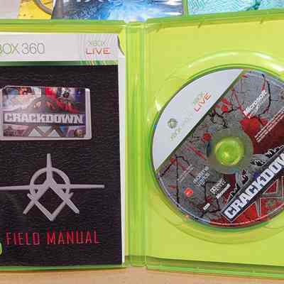 Game Box - Open: Game Disc and Manual