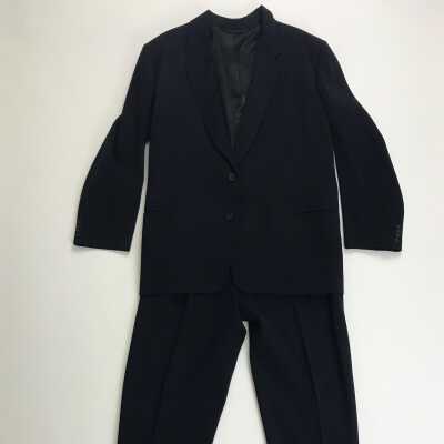 Suit
