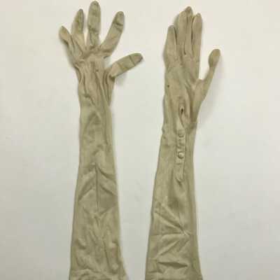 Glove
