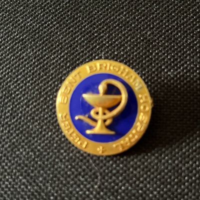 Pin, Nurse's