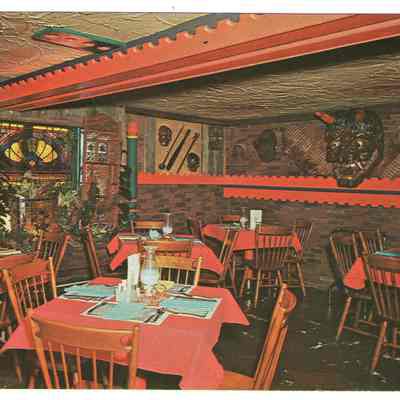 Postcard Harbor Hide A-Way Dining Room with Mask