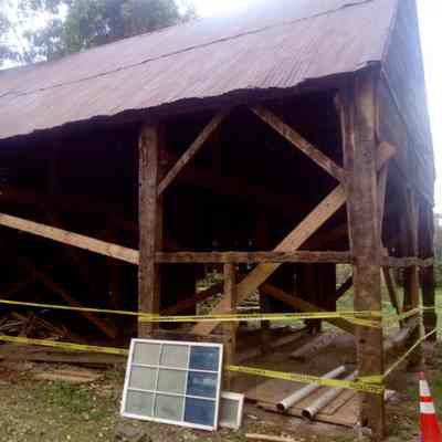 Thomas Barn facing northeast