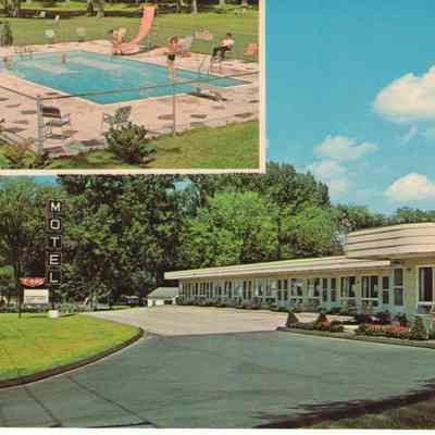 Postcard T-Bird Motel front