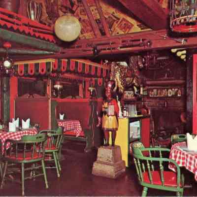 Postcard Harbor Hide A-Way Dining Room