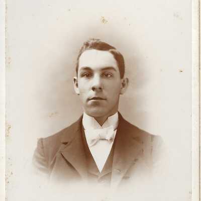 Earl Chamberlin