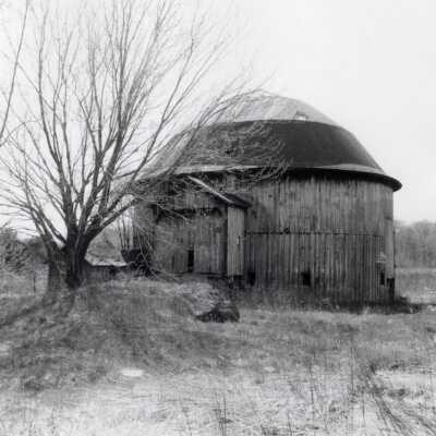 Round Barn in Bazetta Township