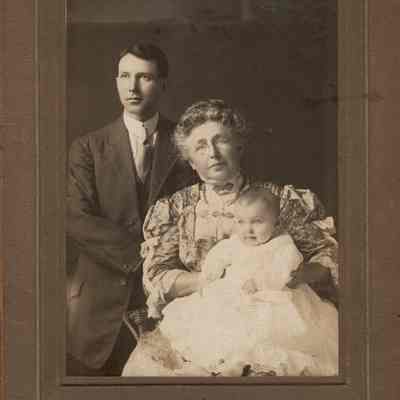 3 Unknown - Moore or Rider Family