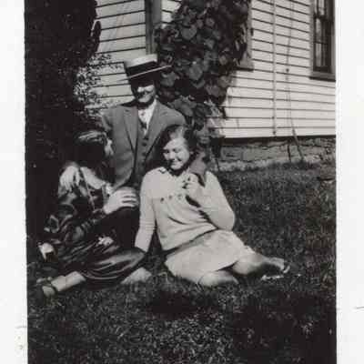 3 unknown people at the Viets House 224 High Ave.