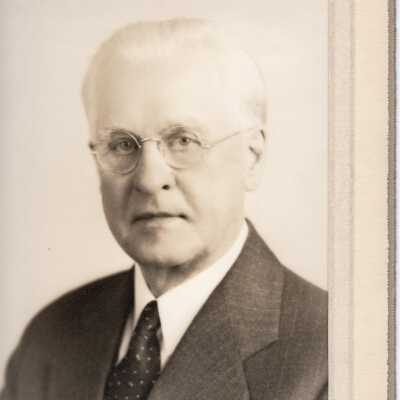 Unknown - Possibly Mark Richards
