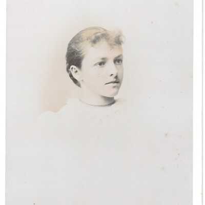 Bessie Barns (Bucher)