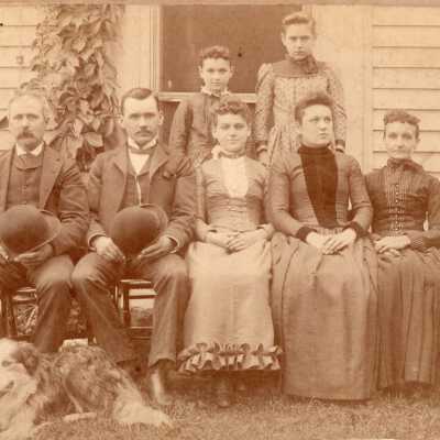 Unknown Family Photo
