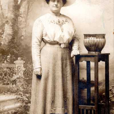 Miss Bessie Jennings, 1912